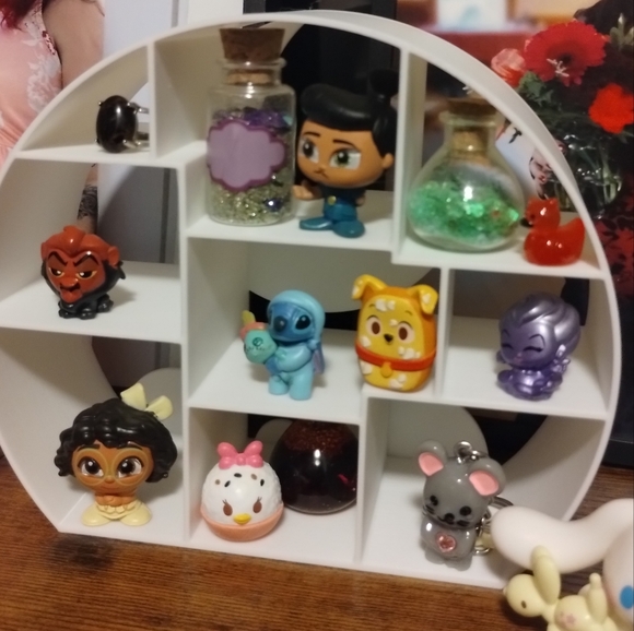 🐝B2-G1🐝Trinket shelf - Picture 2 of 10